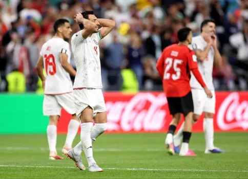 شب تلخ فوتبال ایران با ۳ نتیجه دور از انتظار شاگردان قلعه نویی چطور از صعود بازماندند؟