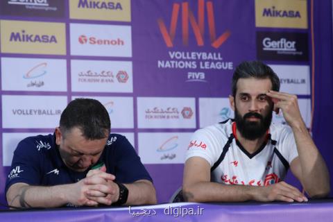 درخشنده: شاید ضیایی می خواسته از زحمات معروف تشكر كند!، احیانا سرپرست تغییر كند